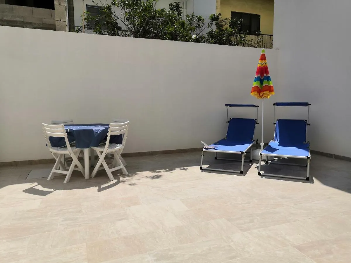 Modern Apartment With Large Outdoor Area - Sleeps 7, Close To Malta International Airport Luqa 0*,